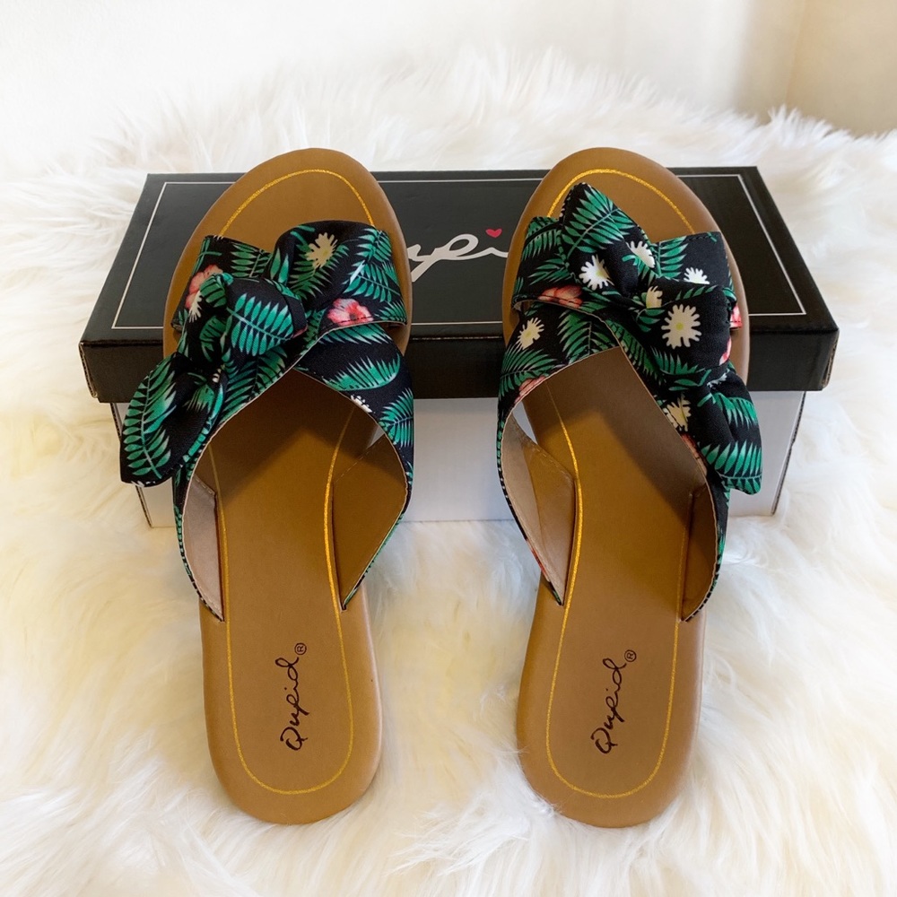 NIB Qupid Tropical Print Bow Slide Sandals 🌴 Runs Small | Sizes 8.5, 9, 10